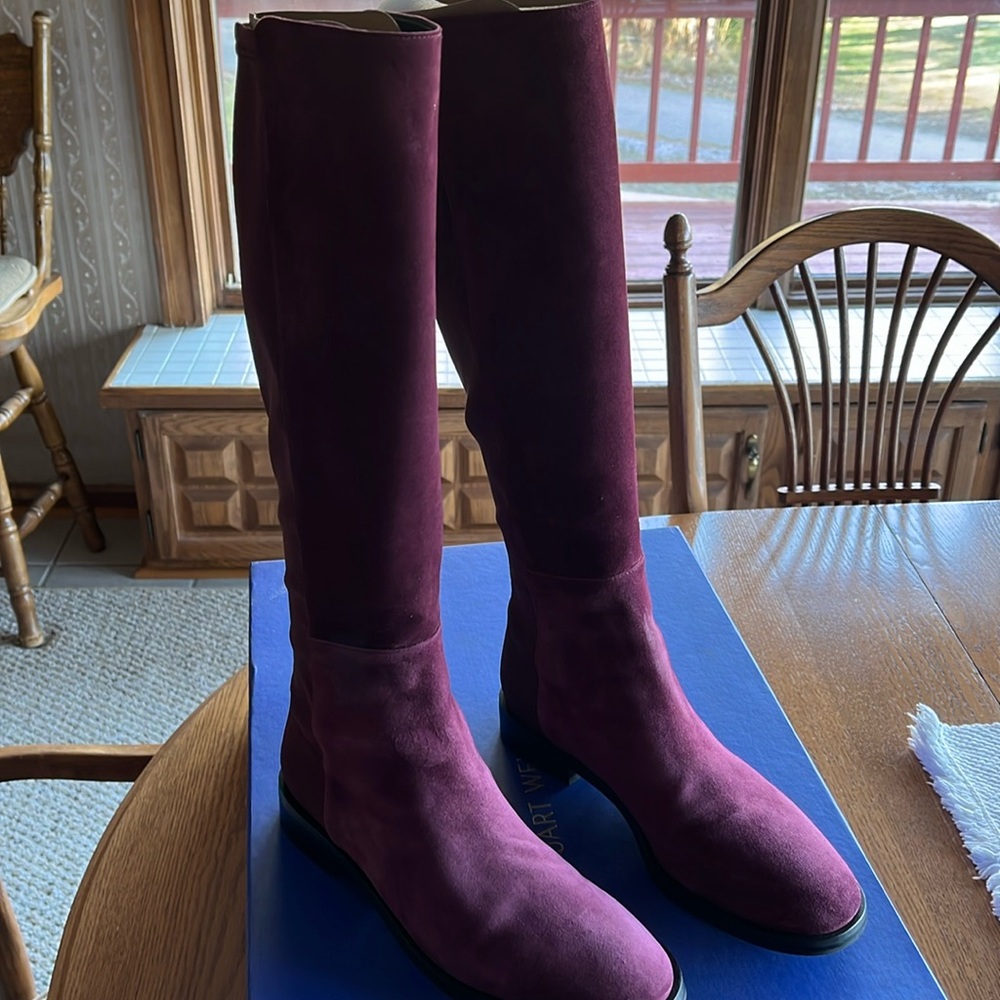 Stuart Weitzman!!